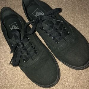 Vans Low Top Black Sneakers
